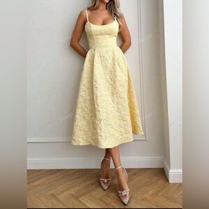 Floreya Yellow Foral dress size Small